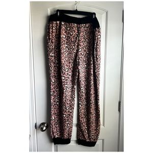Celeste dusty mauve animal print lounge pants Size 1X